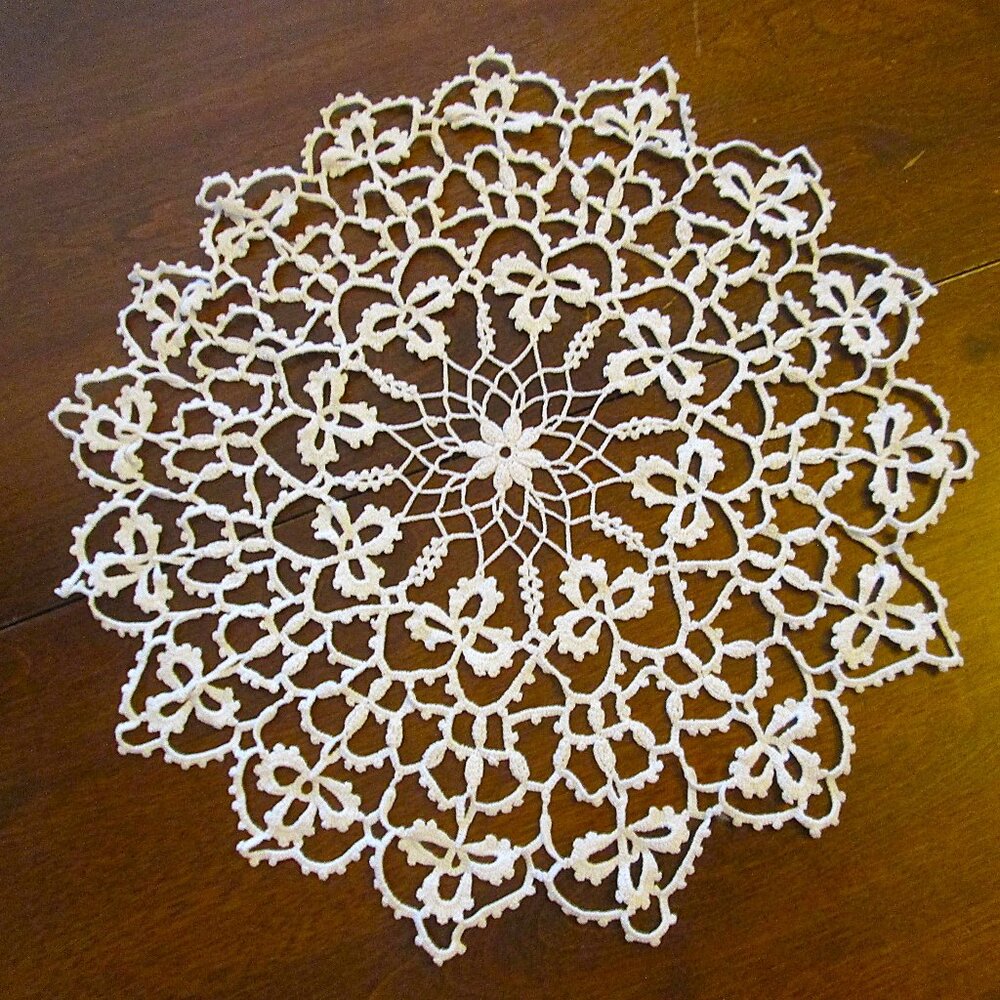 Vintage white tatted doilly  flower center, octagen web 12" x 12" (30cm x 30cms)